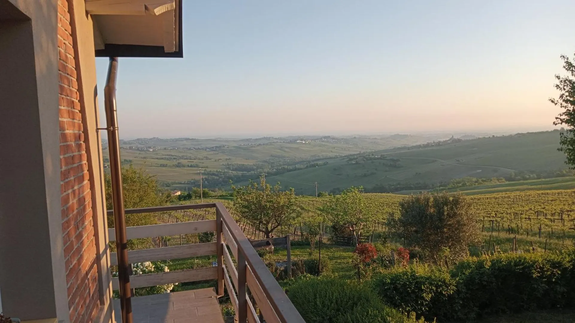 Villa Nife Tiny House - Secret Garden Montalbo 0*,  Italia