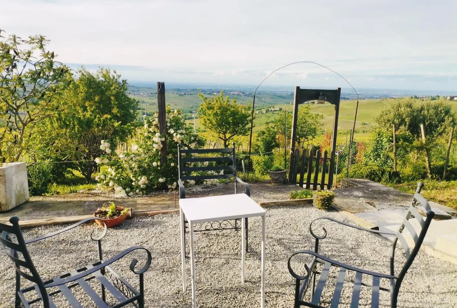 Villa Nife Tiny House - Secret Garden Montalbo 0*,