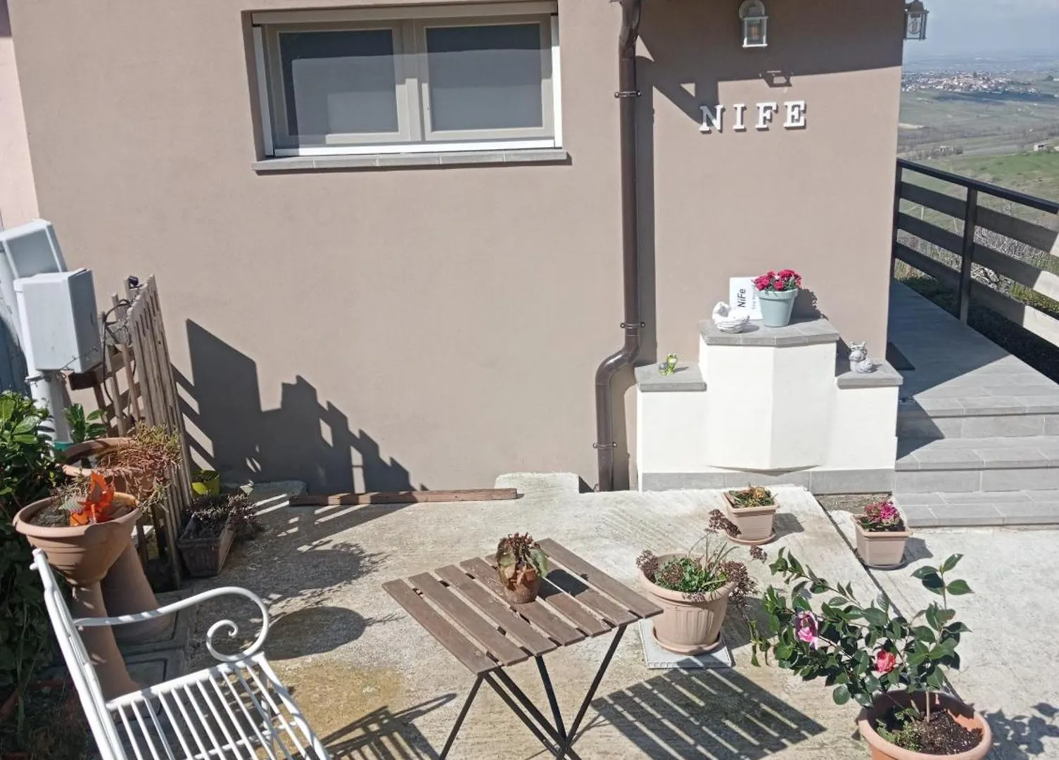 Villa Nife Tiny House - Secret Garden Montalbo