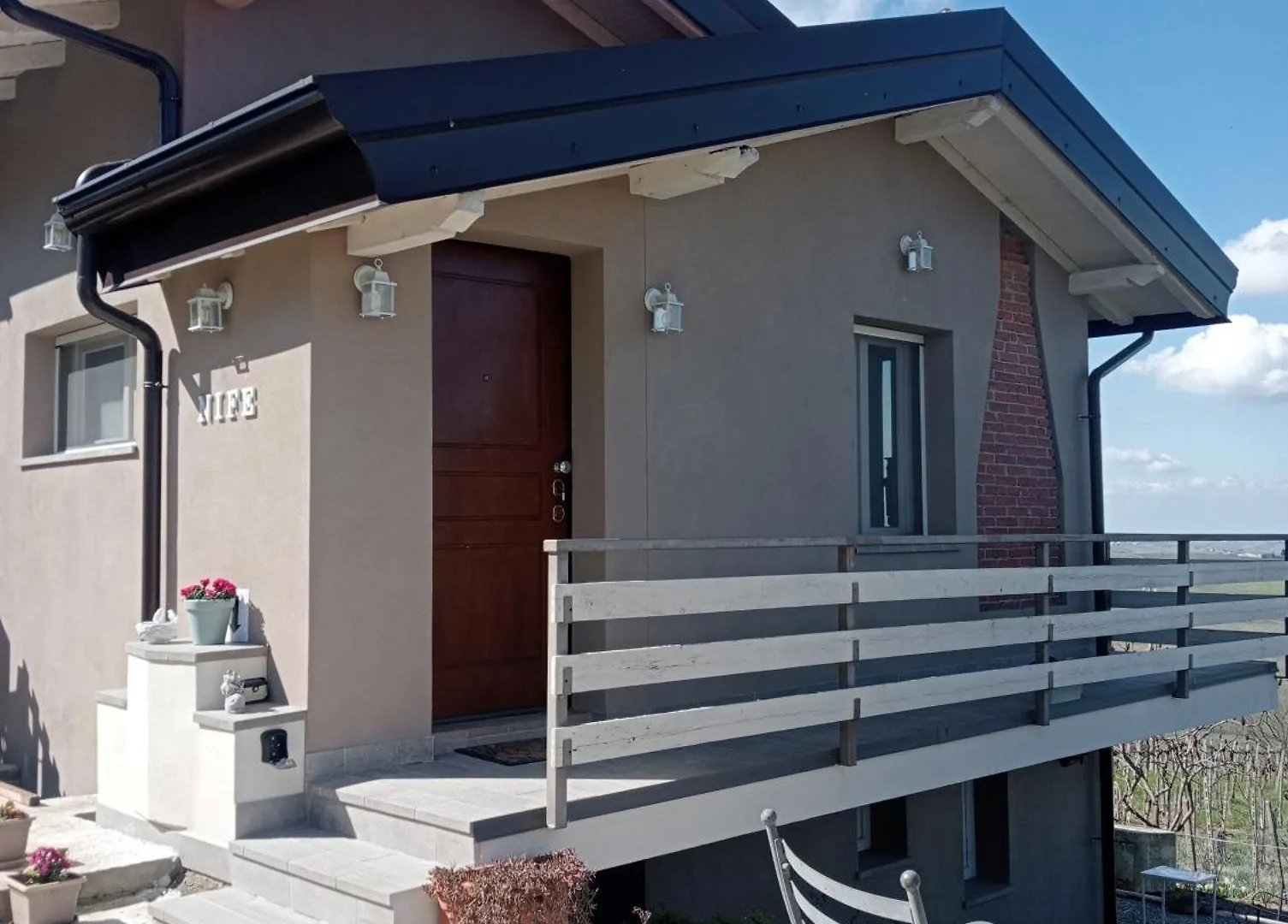 Villa Nife Tiny House - Secret Garden Montalbo